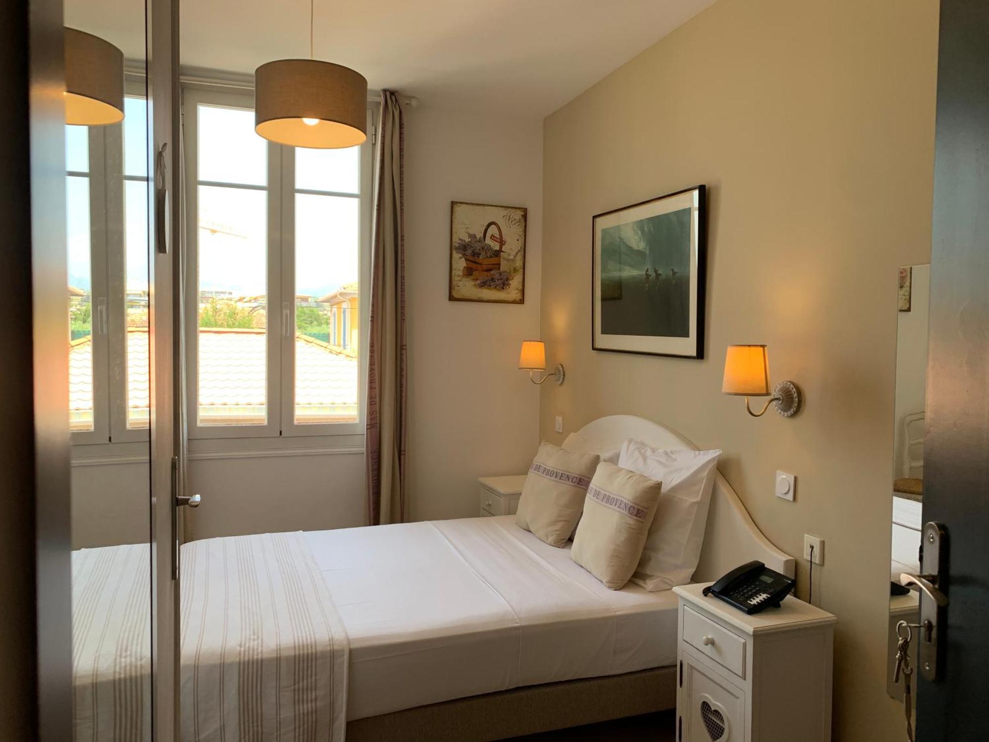 Hotel La Villa Des Oliviers Cagnes-sur-Mer Exterior foto
